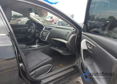 2017 Nissan Altima 2.5 Sv из США, поврежденный, VIN 1N4AL3AP8HC196326